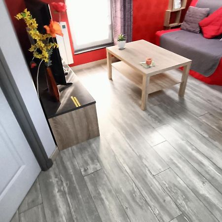 Appartamento Les Ponts De L'Ornain Bar-le-Duc Esterno foto